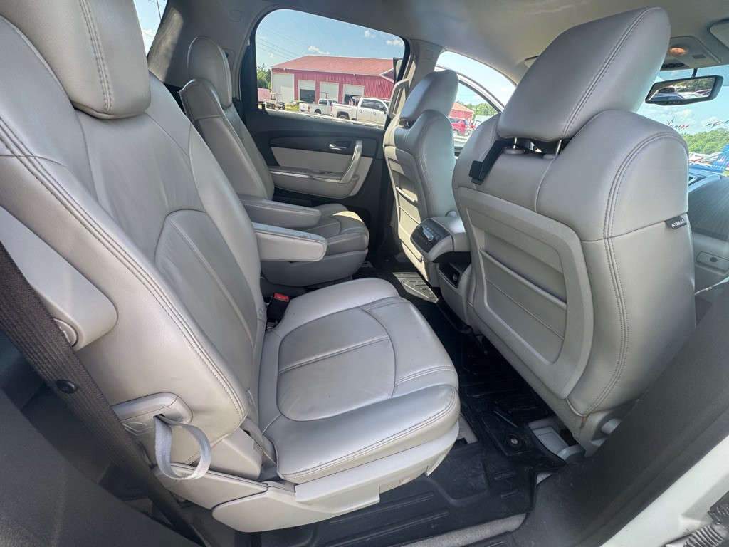 2009 GMC Acadia Image 11