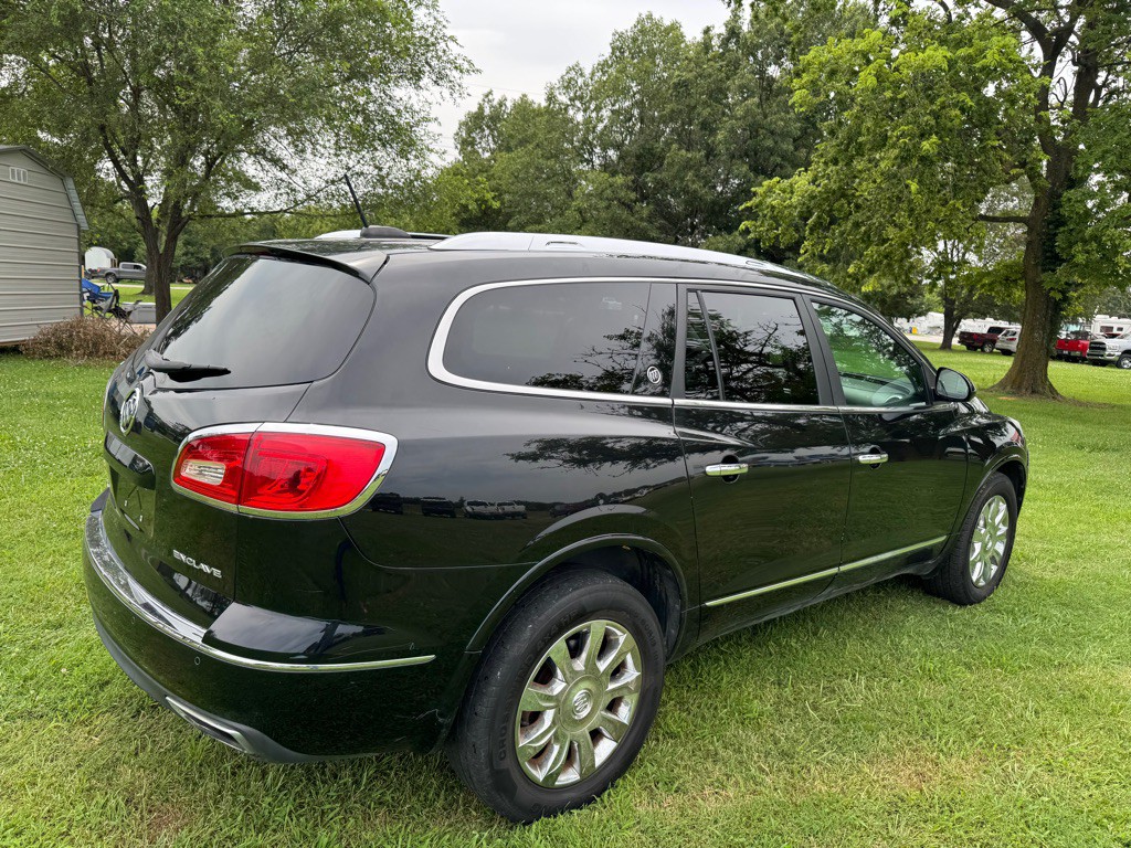2017 Buick Enclave Image 3