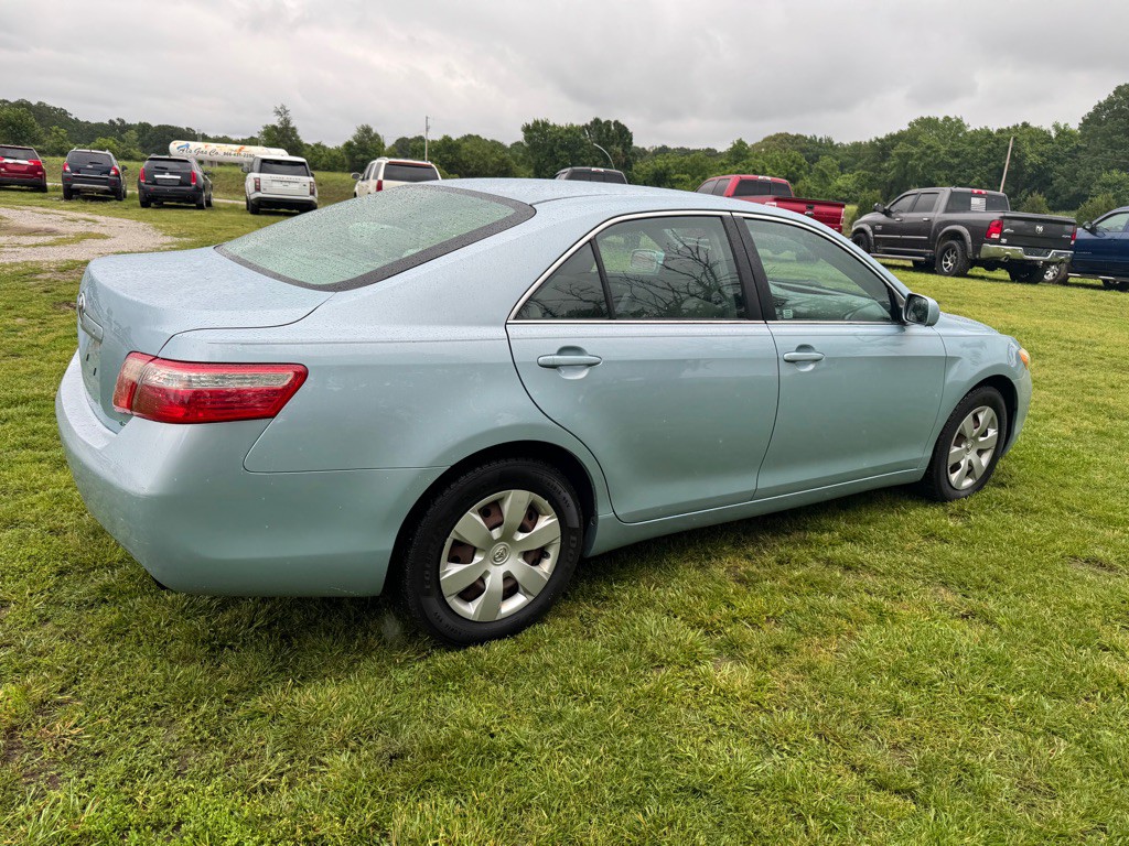 2009 Toyota Camry Image 5