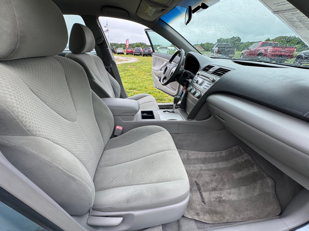 2009 Toyota Camry Image 9