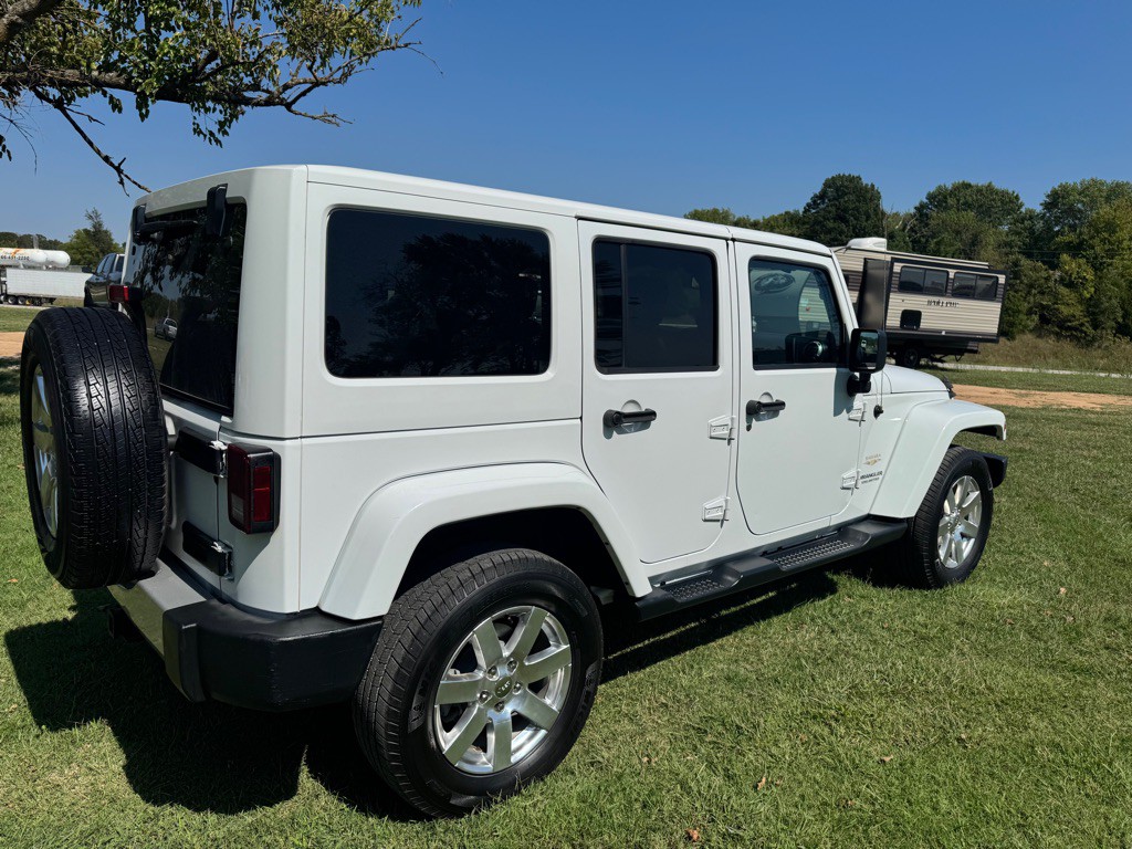 2013 Jeep Wrangler Unlimited Image 3