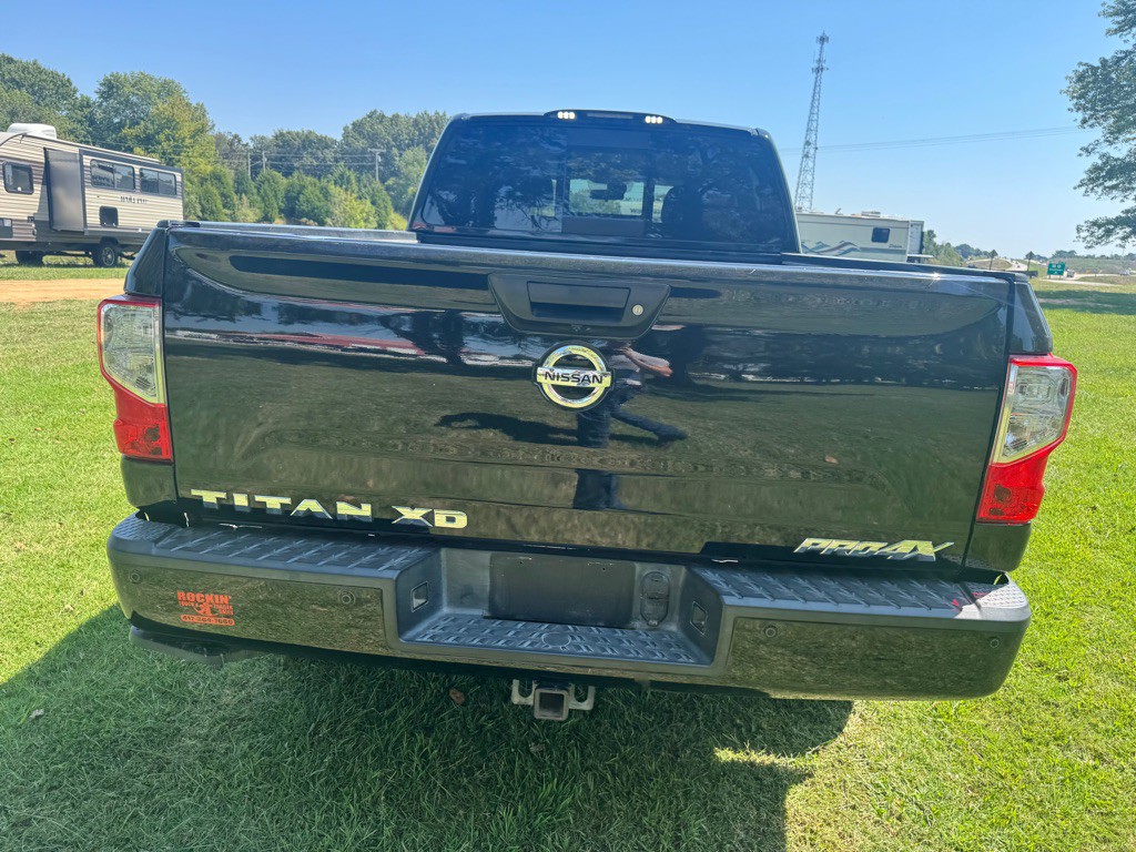 2019 Nissan Titan Image 6