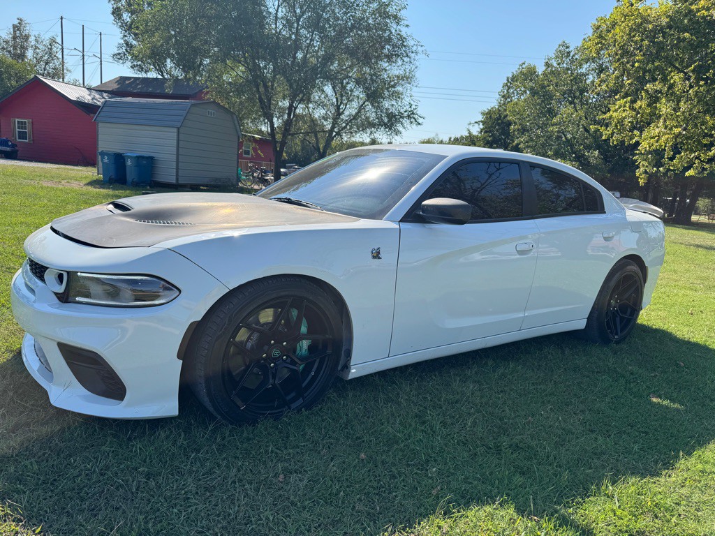 2018 Dodge Charger Image 2