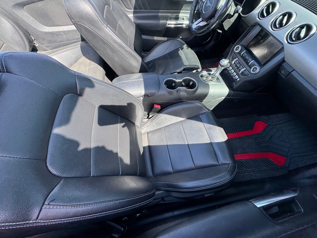 2021 Ford Mustang Image 10