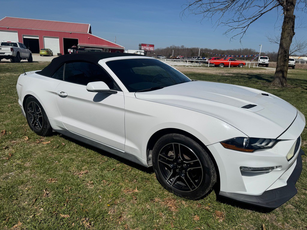 2021 Ford Mustang Image 13