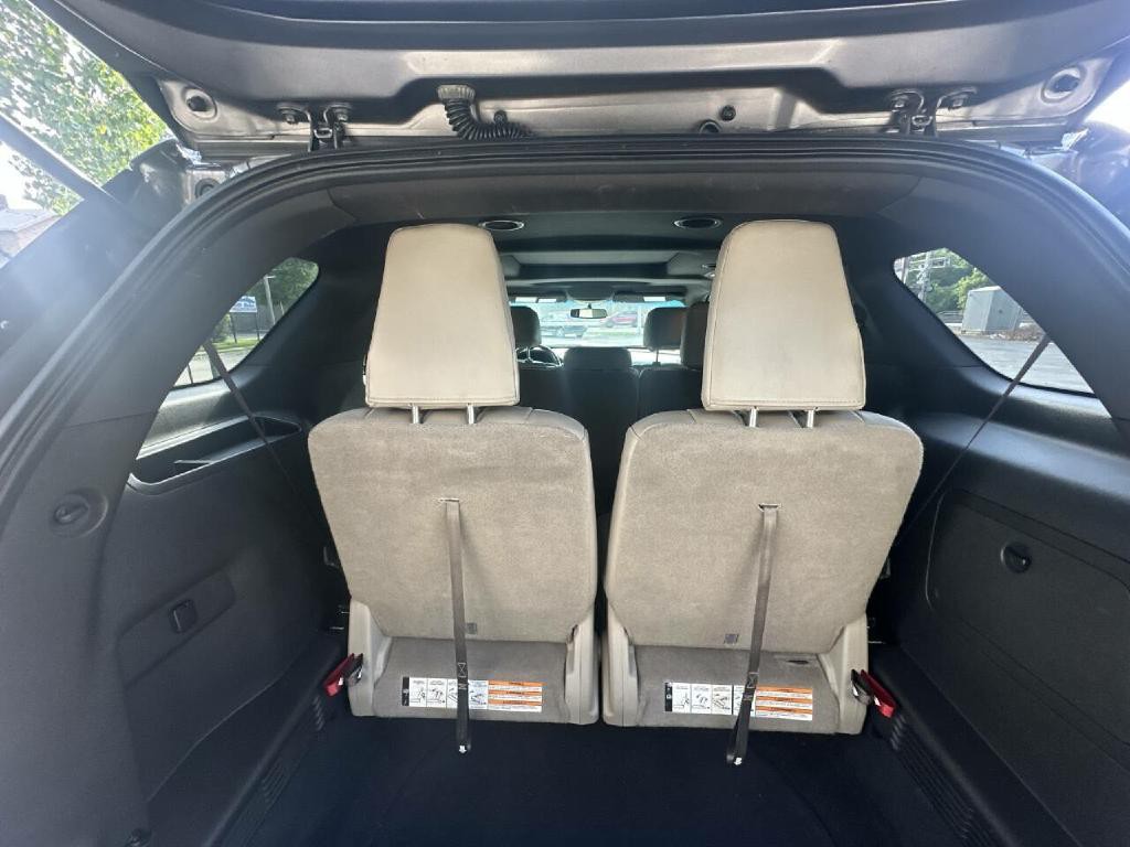 2013 Ford Explorer Image 16