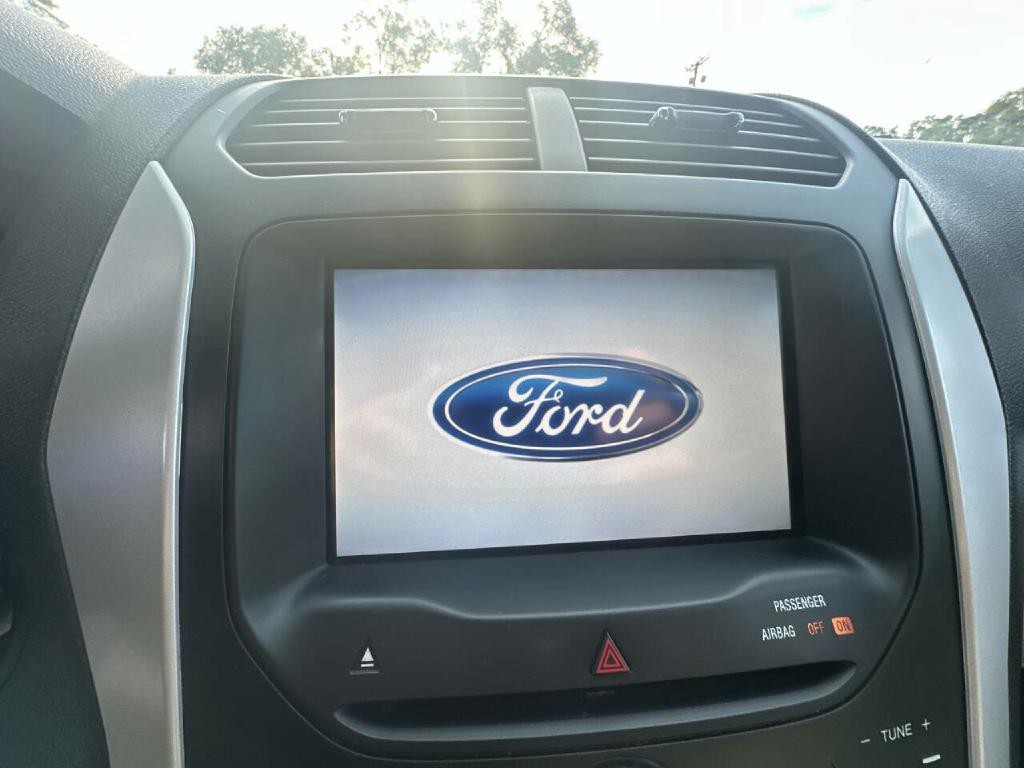 2013 Ford Explorer Image 24