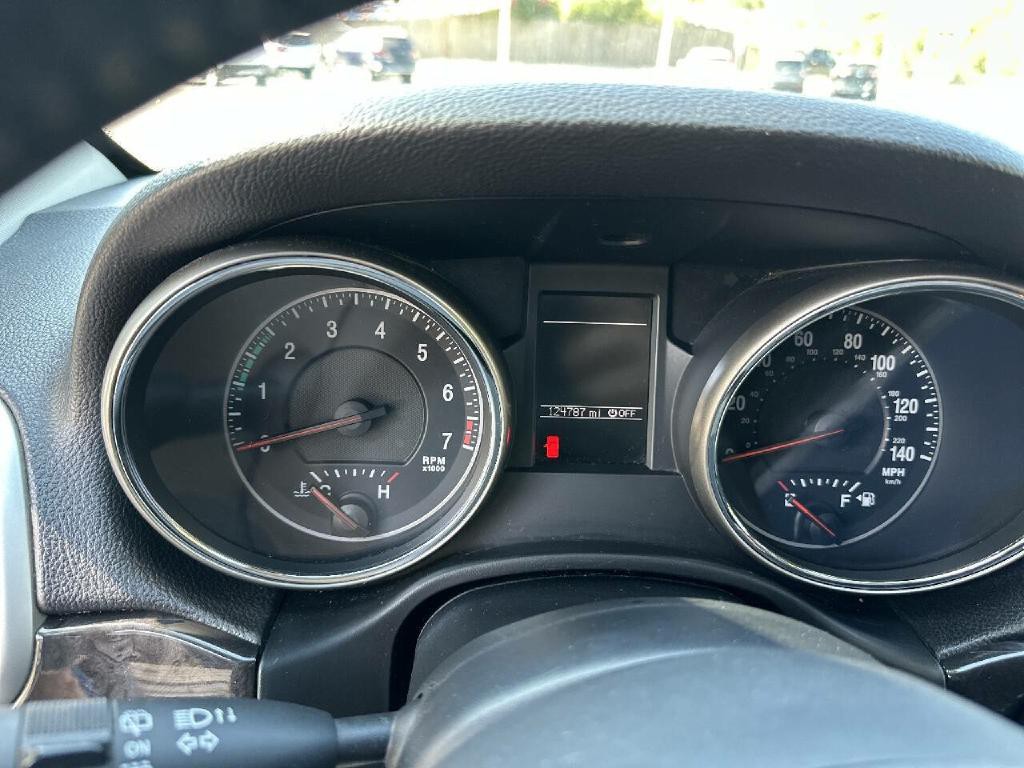 2013 Jeep Grand Cherokee Image 21