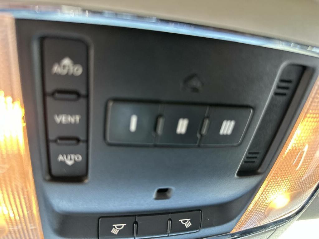 2013 Jeep Grand Cherokee Image 23