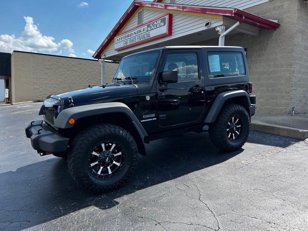 2013 Jeep Wrangler Image 1