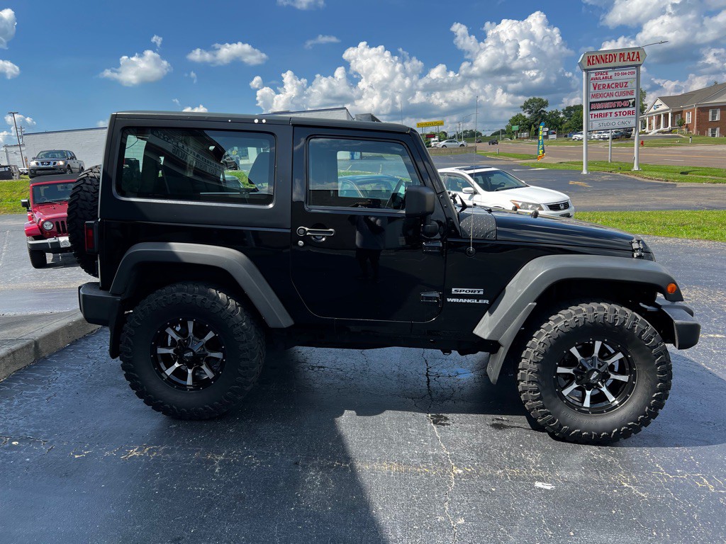 2013 Jeep Wrangler Image 4