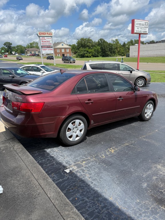 2009 Hyundai Sonata Image 4