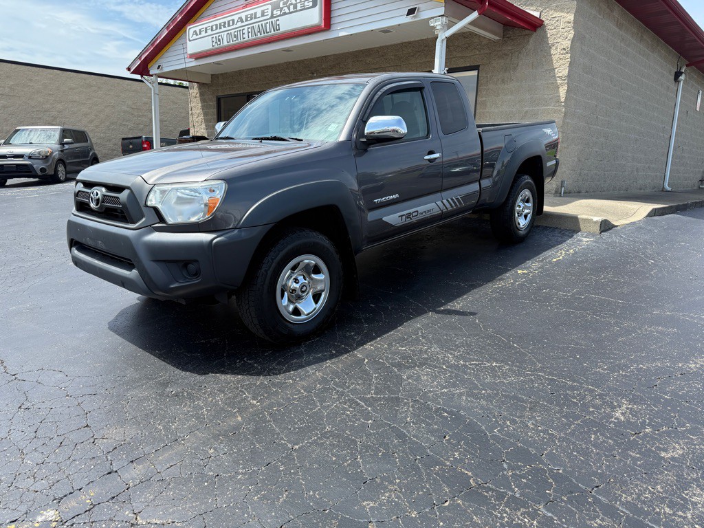 2012 Toyota Tacoma Image 1