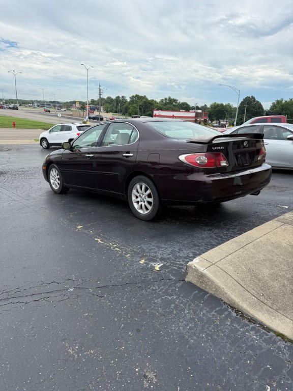2002 Lexus ES 300 Image 2
