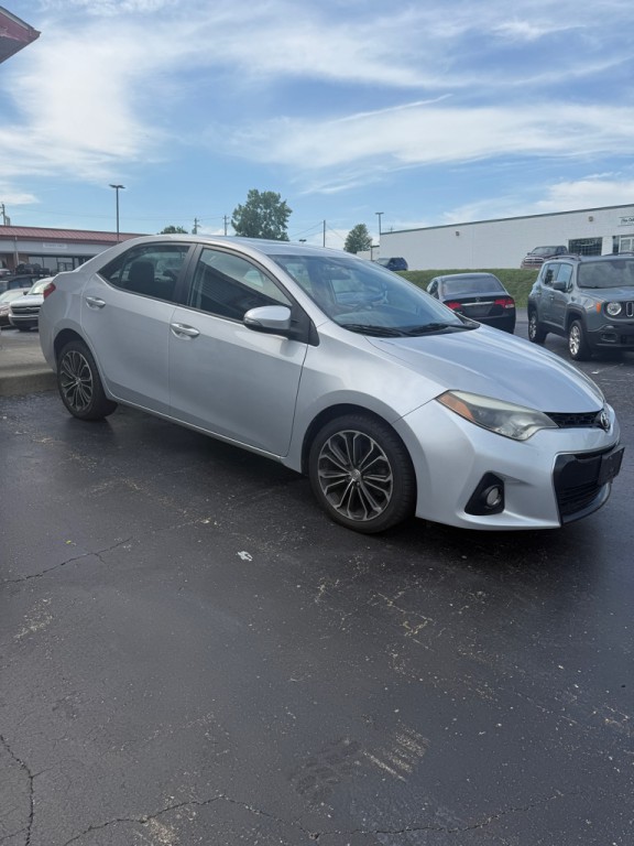 2015 Toyota Corolla Image 5