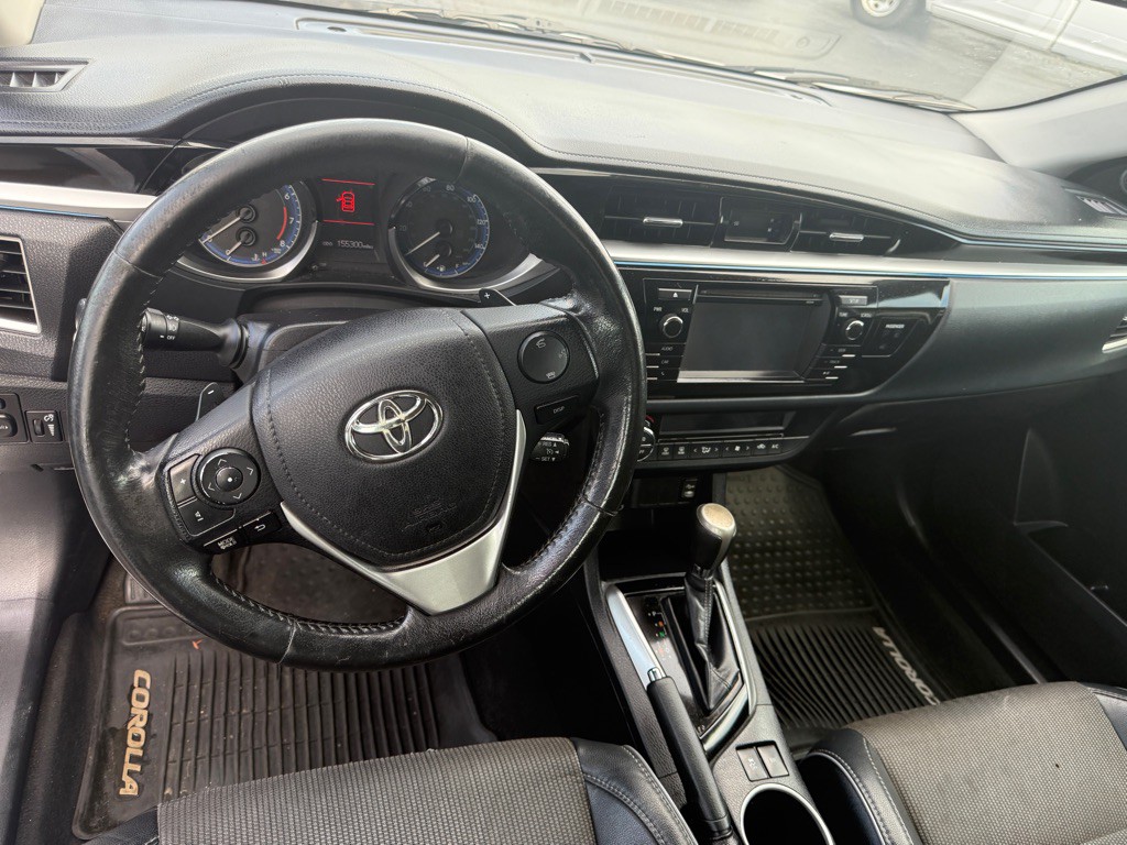 2015 Toyota Corolla Image 8