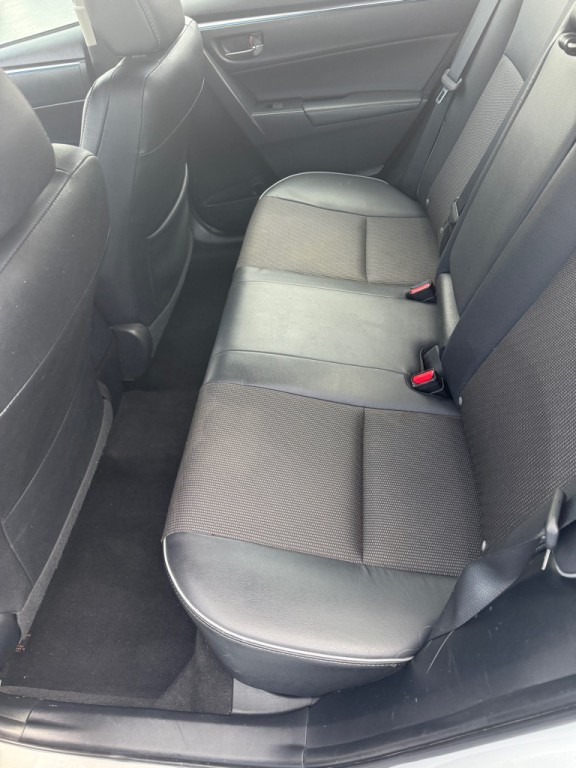 2015 Toyota Corolla Image 10