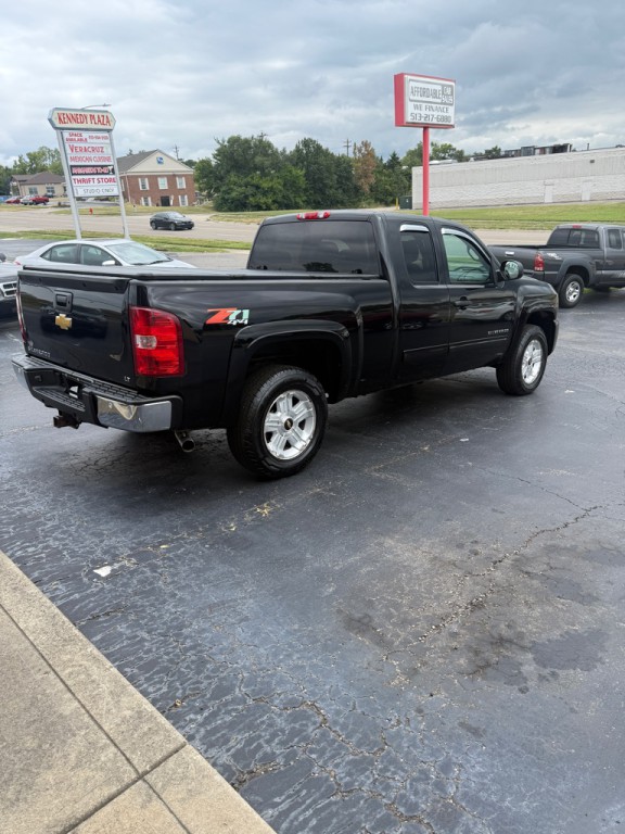2011 Chevrolet Silverado 1500 Image 4