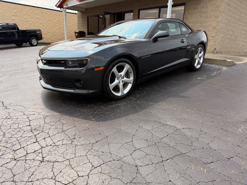 2015 Chevrolet Camaro Image 1