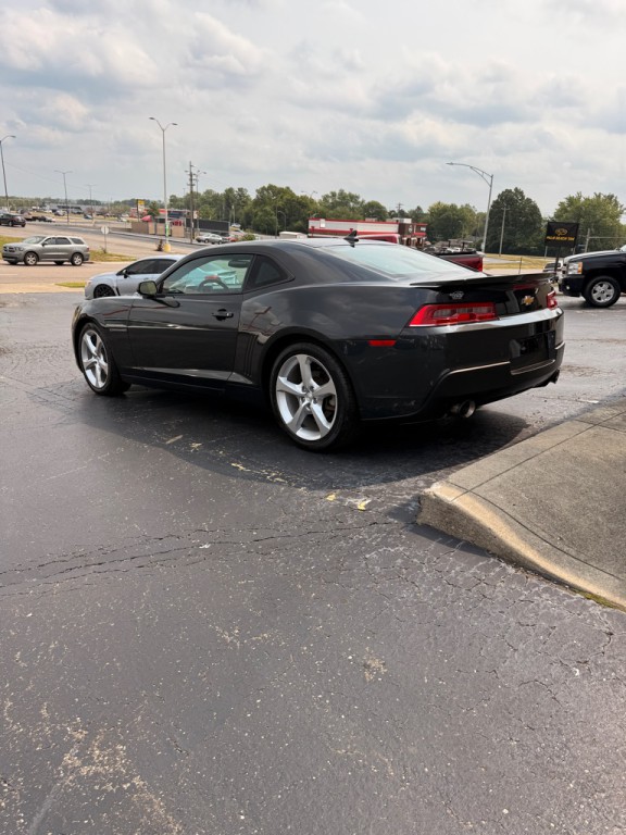 2015 Chevrolet Camaro Image 2