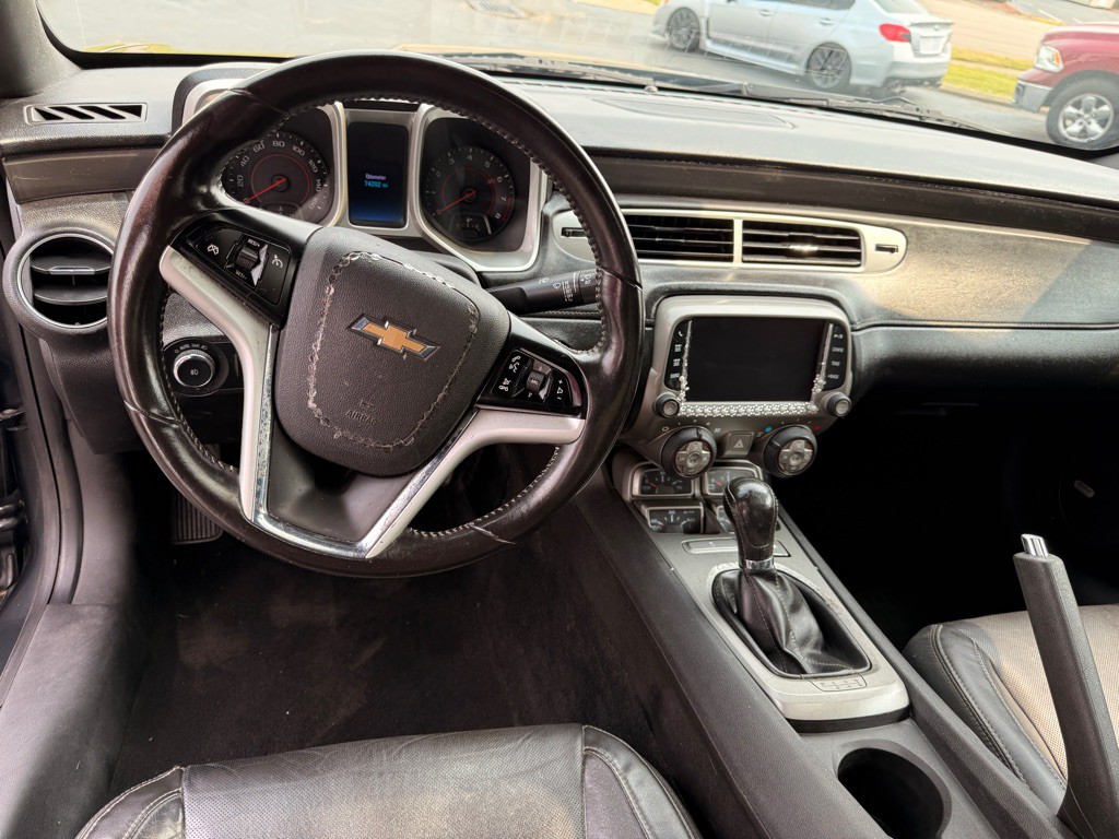2015 Chevrolet Camaro Image 8