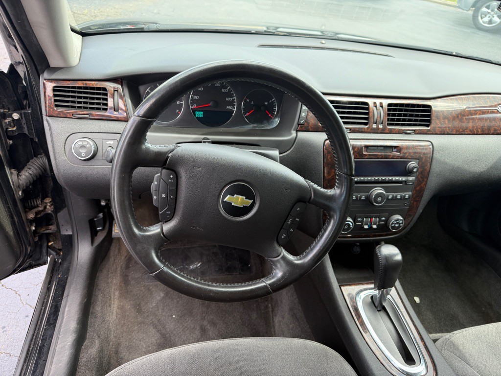 2012 Chevrolet Impala Image 8