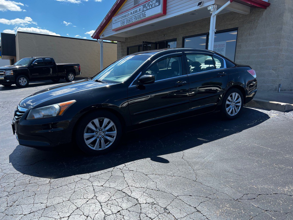 2012 Honda Accord Image 1