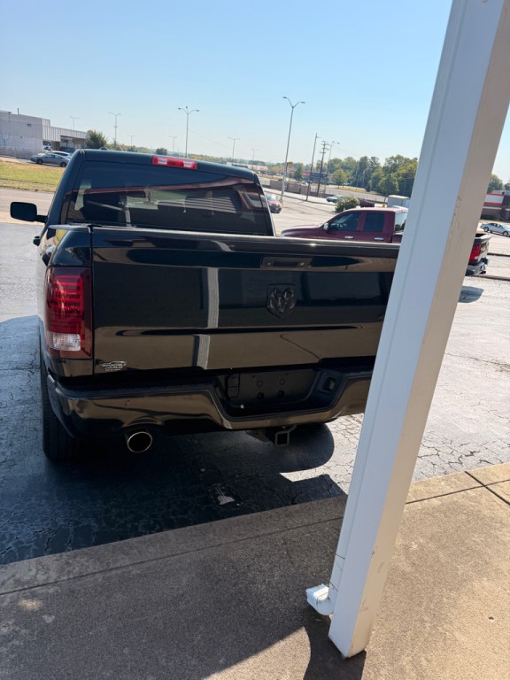 2015 RAM 1500 Image 3