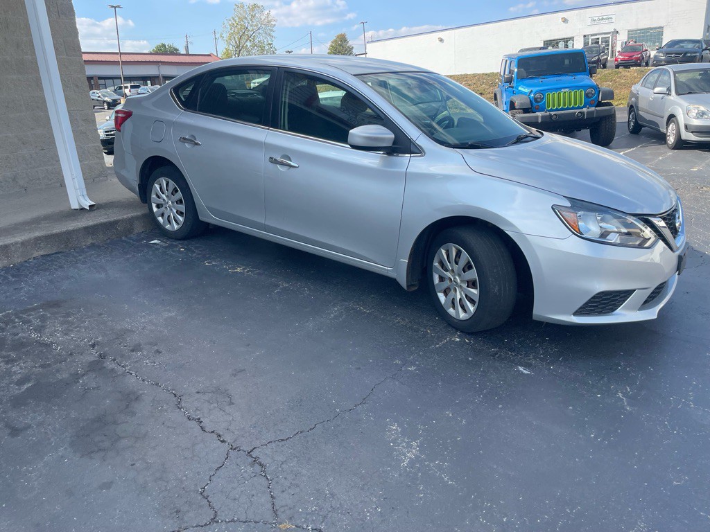 2019 Nissan Sentra Image 3