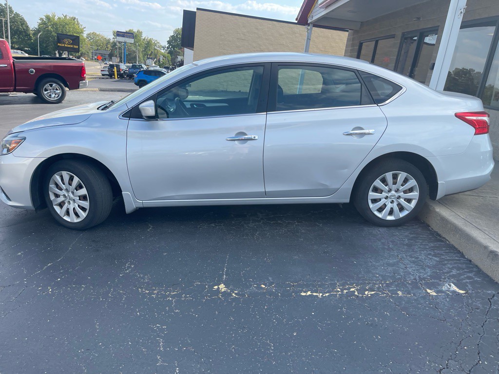 2019 Nissan Sentra Image 6
