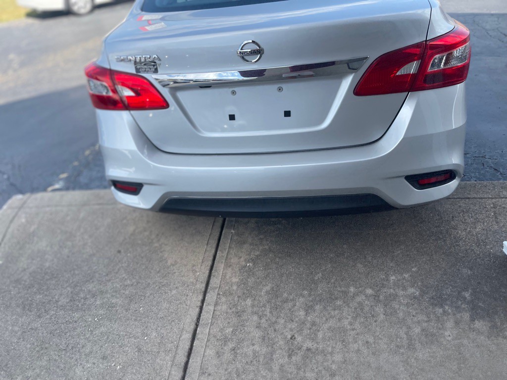 2019 Nissan Sentra Image 7