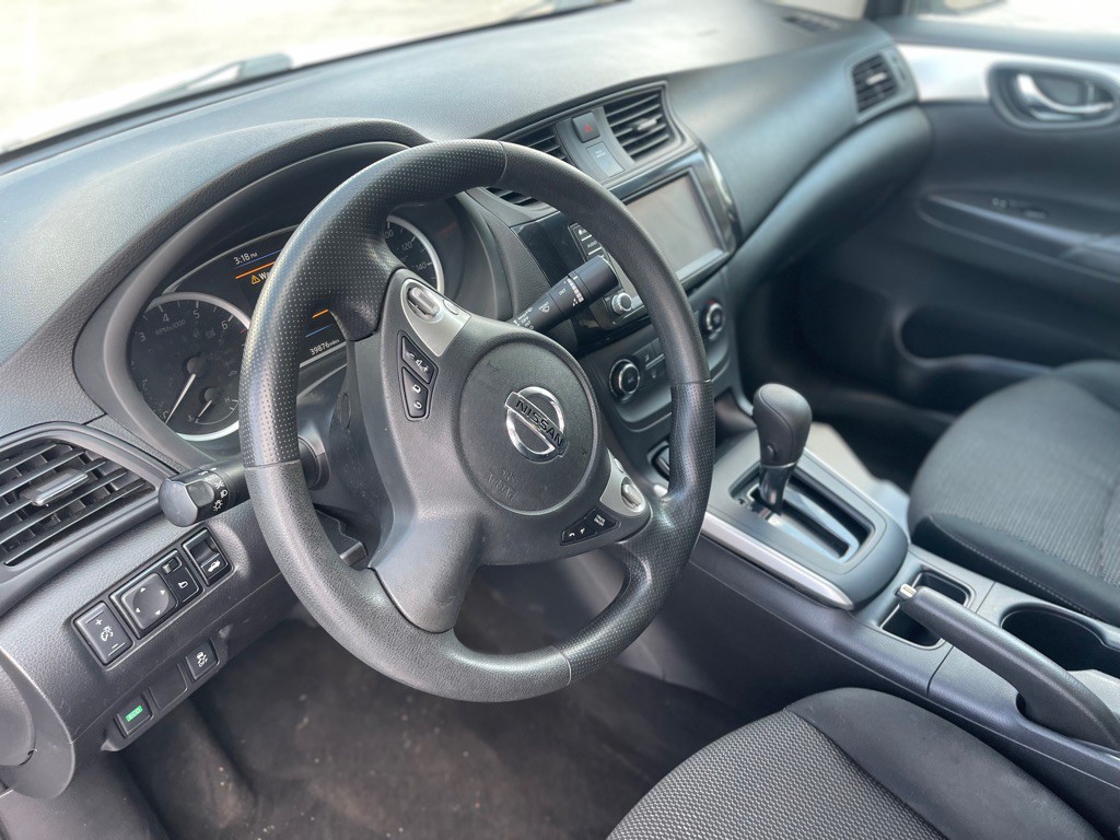 2019 Nissan Sentra Image 9