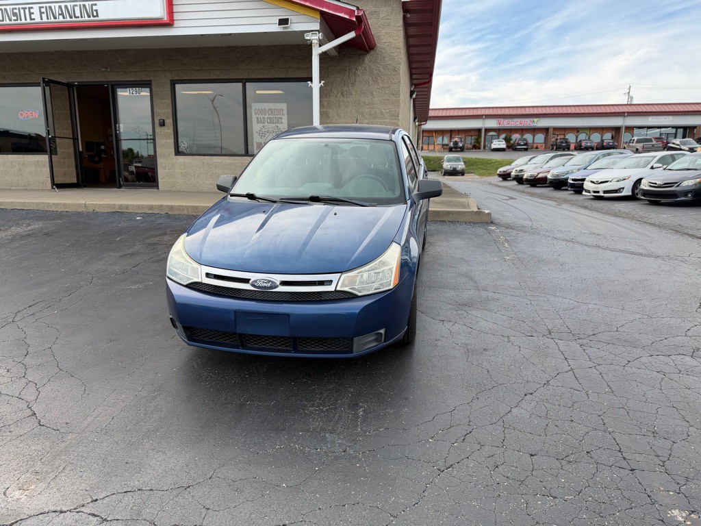 2009 Ford Focus Image 2