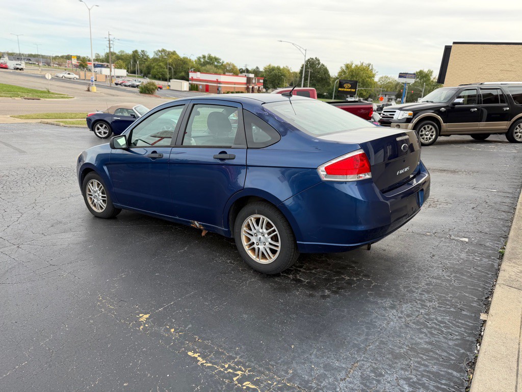 2009 Ford Focus Image 6