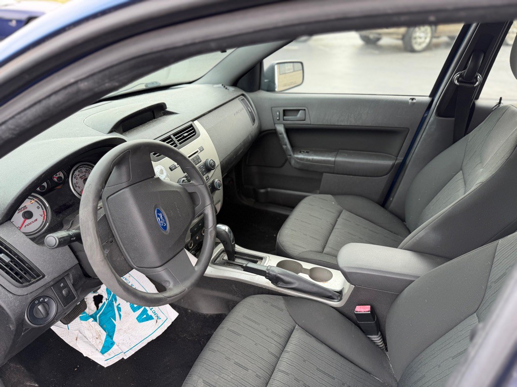 2009 Ford Focus Image 8
