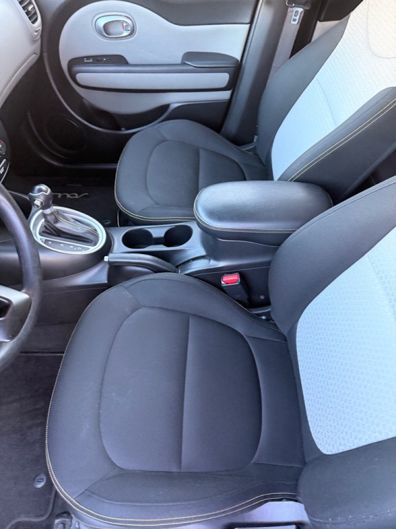 2015 Kia Soul Image 9