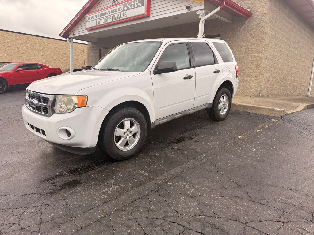 2009 Ford Escape Image 1