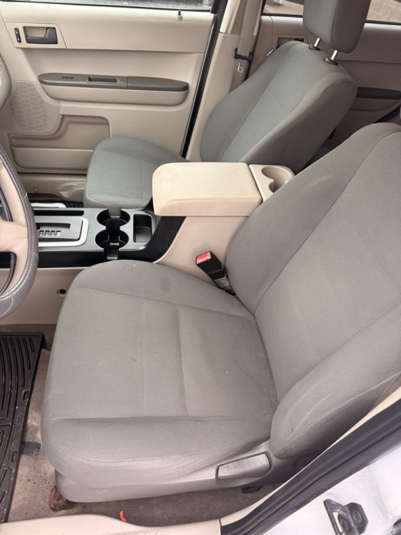 2009 Ford Escape Image 7