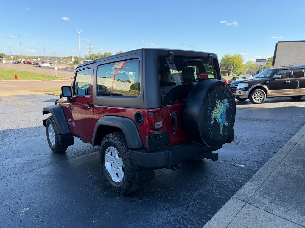 2012 Jeep Wrangler Image 6