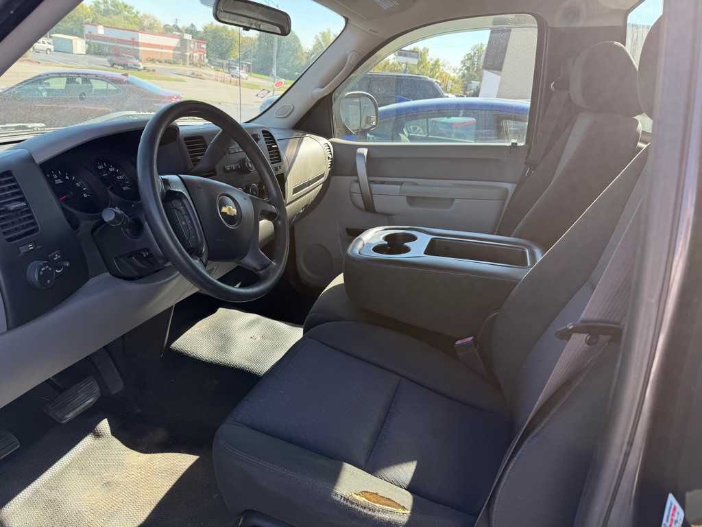 2011 Chevrolet Silverado 1500 Image 8