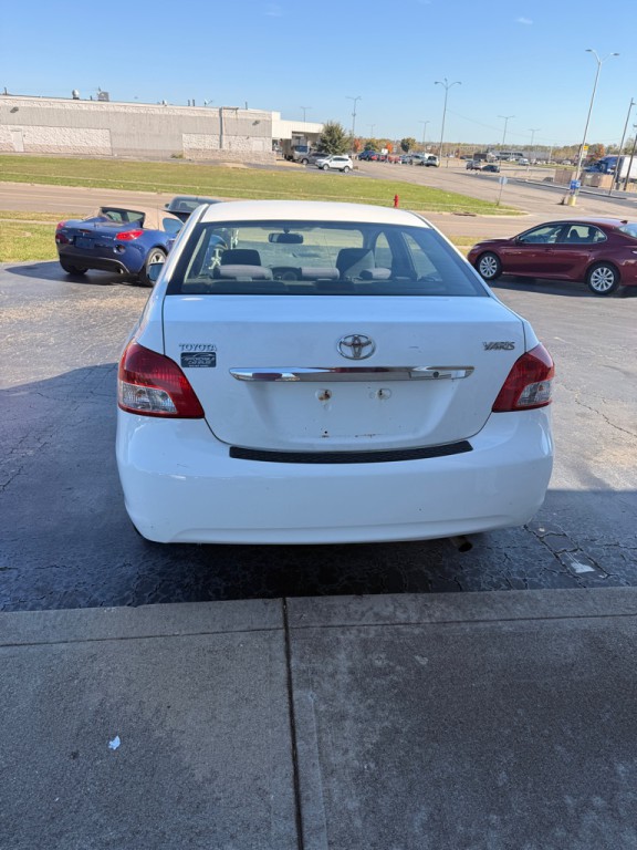 2007 Toyota Yaris Image 3