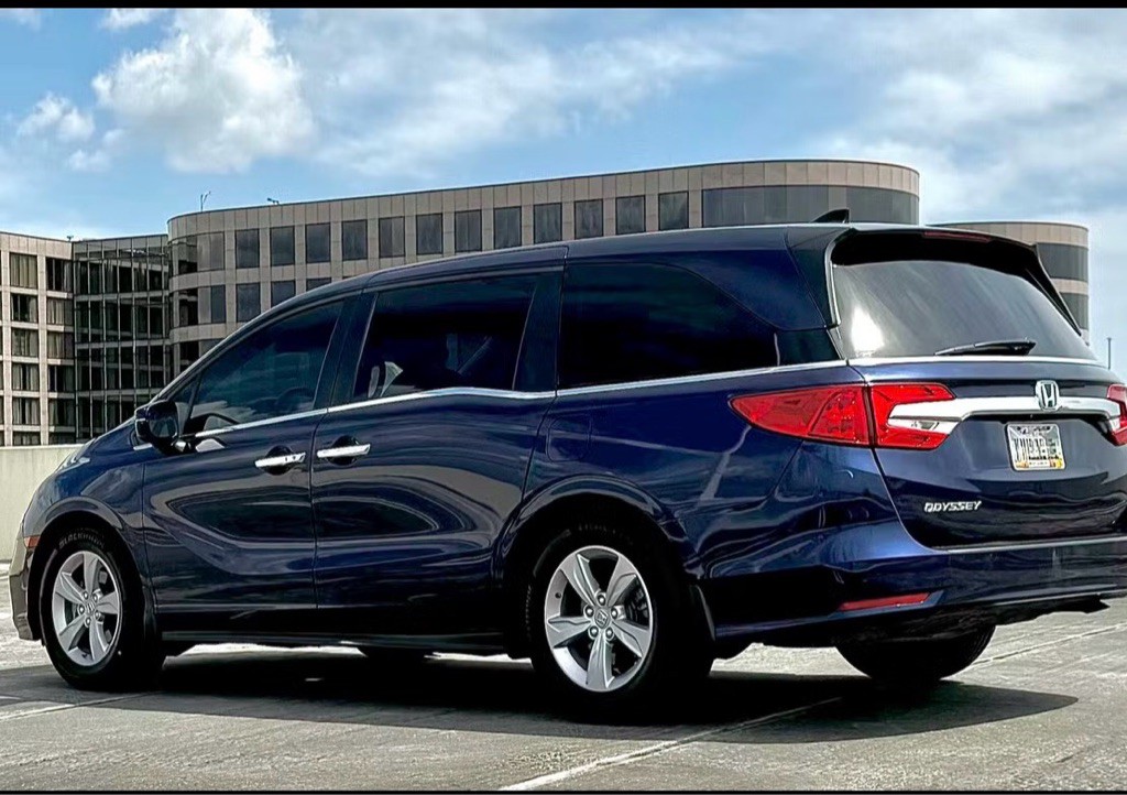 2019 Honda Odyssey Image 4