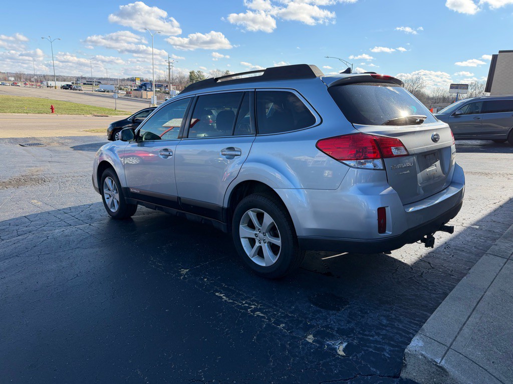 2014 Subaru Outback Image 7
