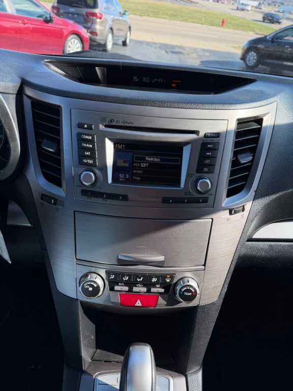 2014 Subaru Outback Image 13