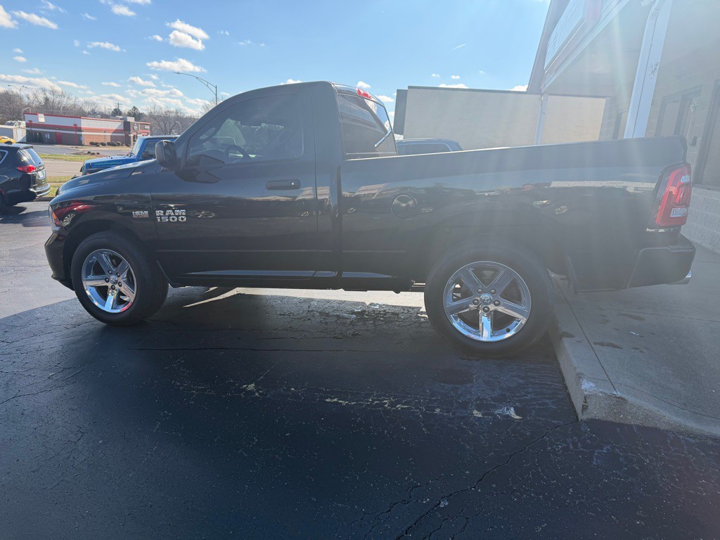 2013 RAM 1500 Image 6