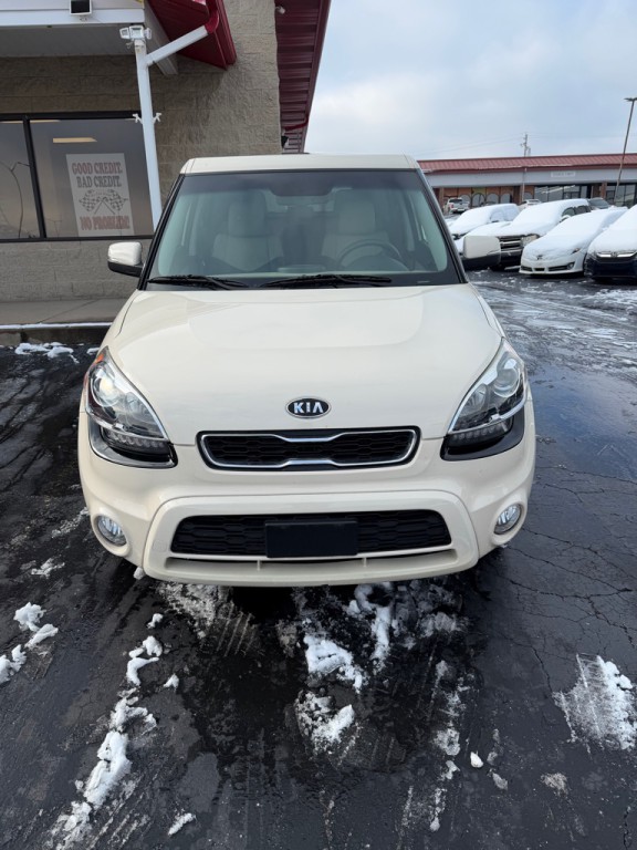 2012 Kia Soul Image 2