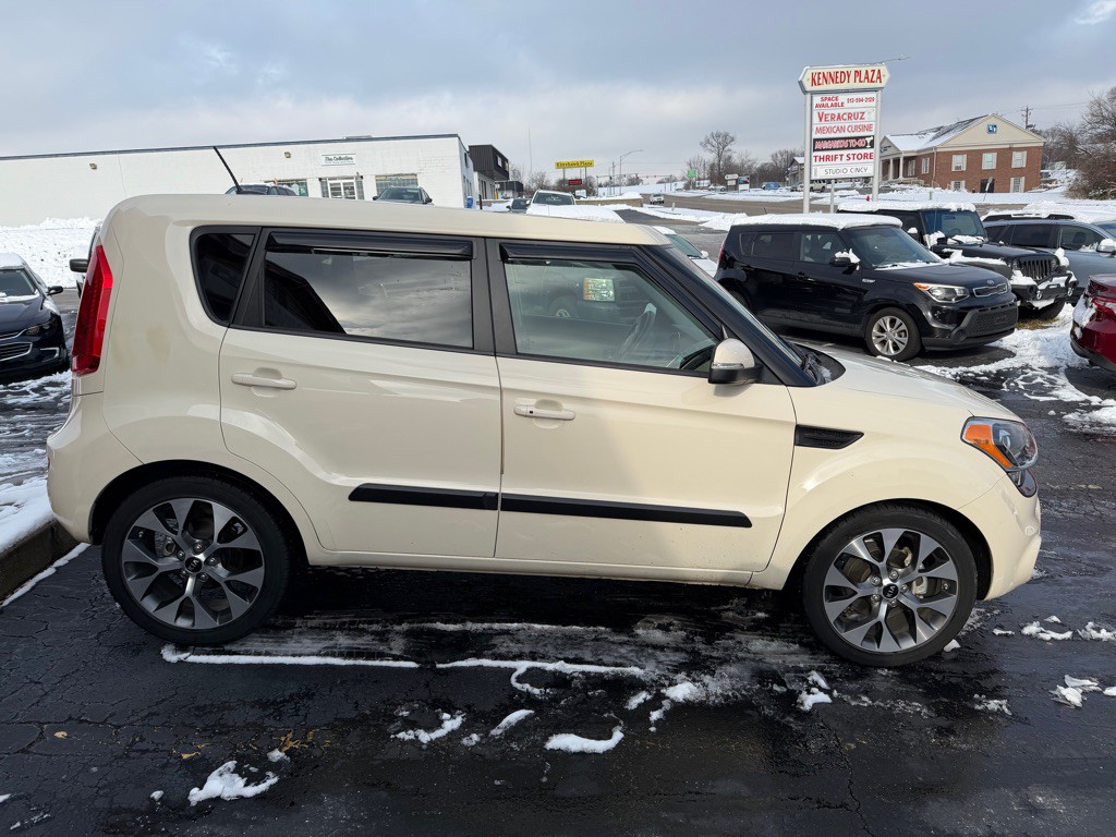 2012 Kia Soul Image 4