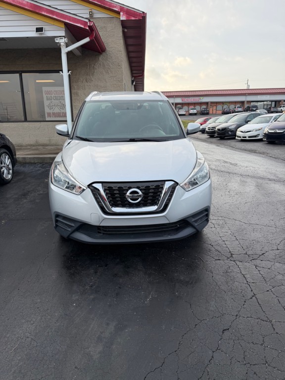 2019 Nissan Kicks Image 2