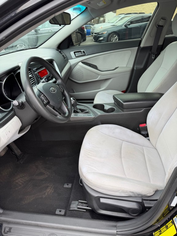 2012 Kia Optima Image 10