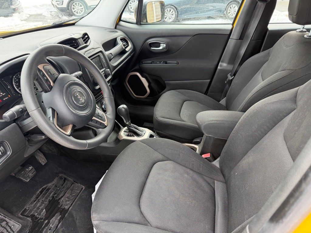 2015 Jeep Renegade Image 10